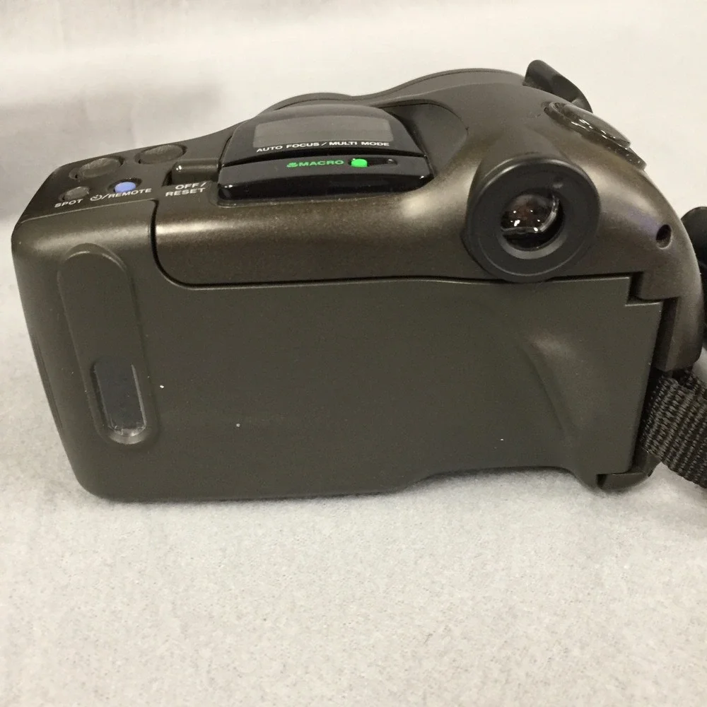 Olympus‎ Infinity SuperZoom 330 35mm Film Camera 38-105mm Lens with Case Japan